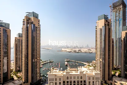 Skyline View | Sophisticated | Vast