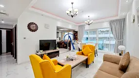 Exquisite Furnished Unit | Panoramic SZR Views