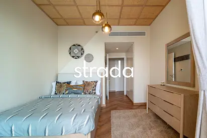 High Floor | Upgraded | Fully Furnished