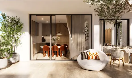 B2B | Near Golden Beach | Maids