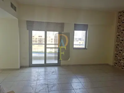 Burj Khalifa View - 1 Bedroom - Balcony - 989 SQFT
