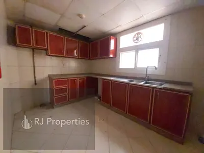 Affordable price - 1 BR apartment - balcony - coverd parking - bright - family building - close to park