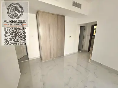 فرصة استثمار ذهبية | بناية جديدة سكني تجاري بعائد قوي للبيع في العالية
