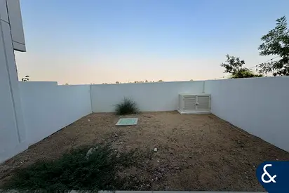 Five Bedrooms | Townhouse | Three Storey