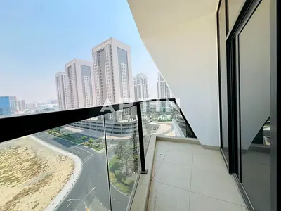 Spacious Unfurnished 2 Bedroom Apartment with Laundry Room for Rent