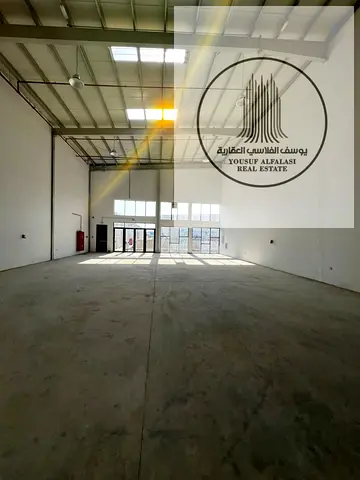 Premium Showroom for Rent in Umm Al Quwain Modern Industrial Area 3500 Sq Ft 21 kW Power
