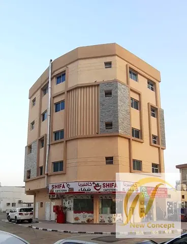 Residential commercial building in Liwara