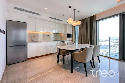 High Floor I Sea View I 5*Hotel Served