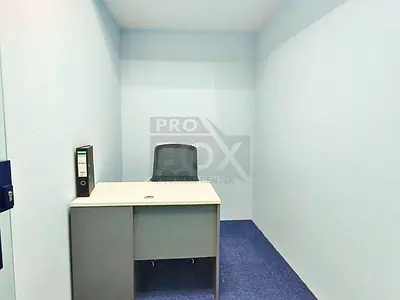 Flexible Desk Spaces | Ideal for Freelancers & Startups | Prime Location Business Center