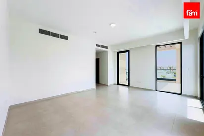 Premium Finishes Walkable to All Amenities