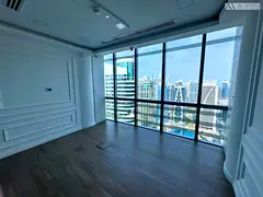 Fitted with Partitions | Stunning View