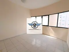 2bhk huge hall 2bedroom 2fullwashroom nearly golden stands bulding 43k