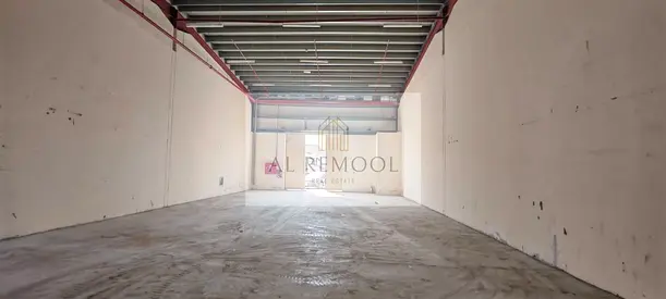 2000/ SQFT WAREHOUSE WITH 17KW ELECTRICITY IN SAJJA SHARJA