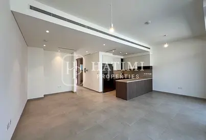 SINGLE ROW | BRAND NEW | OPPOSITE THE PARK