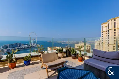 Exclusive | Unique Terrace | Full Sea View
