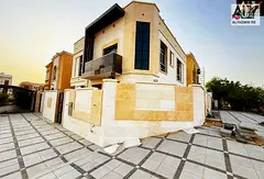 Own a villa in the most luxurious areas of Ajman, Al Yasmeen area, a 5-room villa with a modern desi