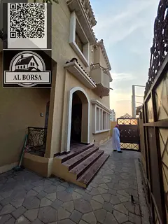 For rent in Rawda 3, a residential/commercial villa consisting of 5 master bedrooms, a majlis, a liv