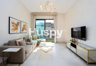 Corner Unit | Vacant | Wrap Around Terrace