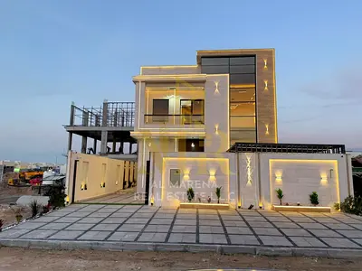 فيلا بسعر شامل رسوم التسجيل والتمليك على الشارع الرئيسي جاهزة للسكن في أرقى مناطق عجمان تملك حر