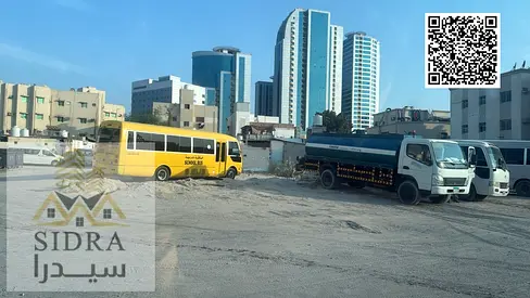 أرض سكني تجاري مميزة زاوية بـ3 شوارع – 6,050 قدم مربع