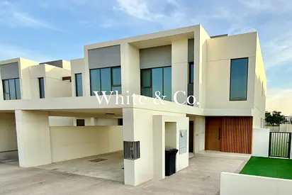 Corner Unit | Large Plot | Exclusive Unit