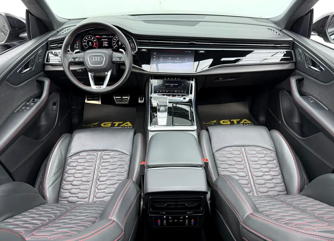 Audi RS Q8 2023
