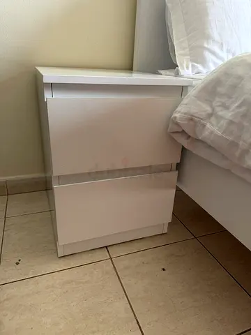 Ikea MALM White Nightstands for Sale (2pcs)