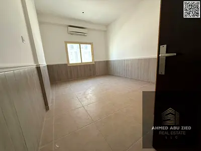 ارقي وافخم غرفه ماستر وصالة كبيرة مطبخ واسع 2حمام بلكون اطلالة مفتوحة غرفة غسيل تكييف اسبلت تسهيلات بالدفع قريب لمخرج دبي الشارقة والاماكن الحيويه