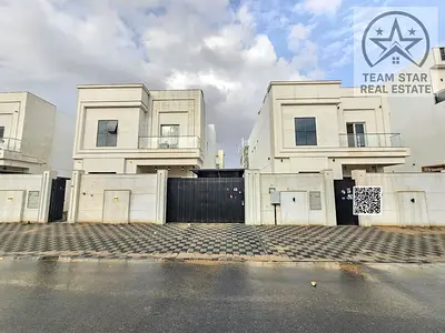 فيلا واسعة مكونة من 5 غرف نوم في حدائق الزاهية