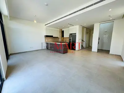 Specious 4 Bed Room- Prime Location