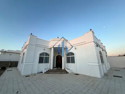 فيلا ضخمة | مفروشة بالكامل | مجلسين
