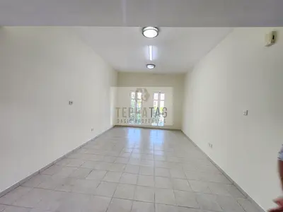 1 BHK FOR SALE U TYPE NEXT TO METRO STREET 3