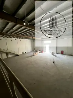 Warehouse 24000 Sqft for Rent Prime Industrial Location in Umm Al Thuoob