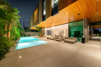 Freehold, Ultra Minimalist, Basement, Rooftop