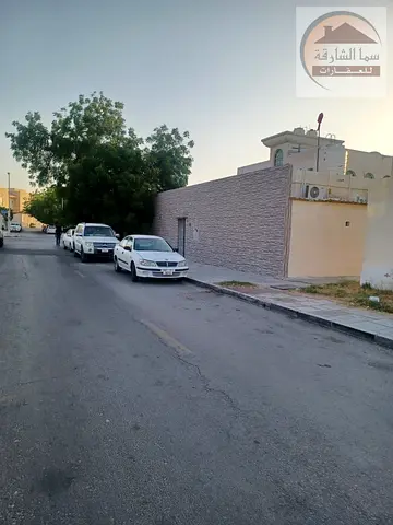 للبيع بيت طابق واحد منطقه الناصريه موقع مميز جدا ثاني قطعه من الرئيسى شارع قار