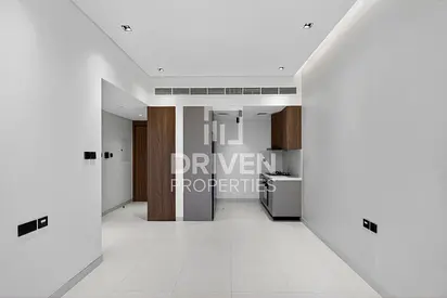 Ready to Move in | High Floor | 4 Cheques