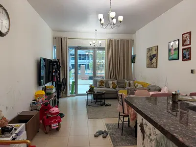 Podium Level / Payment Plan / Pool View