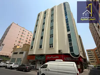 للبيع بناية سكني بمنطقة الشويهين بموقع ممتاز زاوية علي شارعين