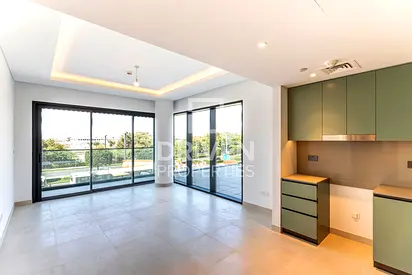 Corner Unit | Newly Handed Over | Near Mall