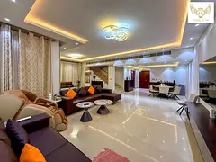 Vacant | 4 Bedrooms | Upgraded Villa