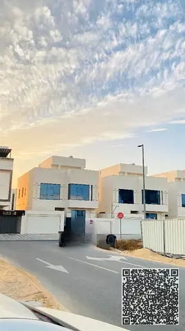فيلا جميلة مكونة من 6 غرف نوم رئيسية متاحة للإيجار في منطقة ياسمين التجارية والسكنية في عجمان
