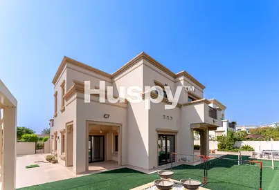 Overlooking Pool | Unfurnished | Vacant