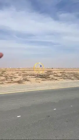 قطعة ارض سكني استثماري  بمساحة 3,294 قدم  تصريح فيلا بطابق ارضي +2 قريبة جدا من الحديقة المسجد
