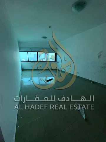 فرصة ذهبية للإيجار في الشارقة – شقة غرفة وصالة بمنطقة التعاون الممزر موقع استراتيجي قريب من دبي بسعر مميز وتسهيلات دفع تصل إلى 6 دفعات
