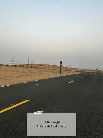 للبيع ارض في اماره الشارقه منطقه مزيرعه ضاحيه الرحمانيه