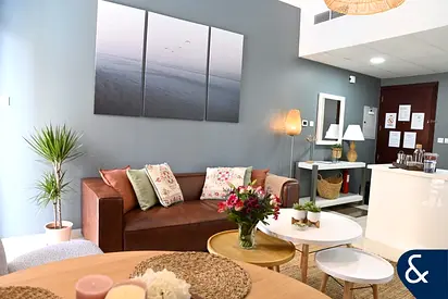 Two Beds | Exclusive | Upgraded | Pool View