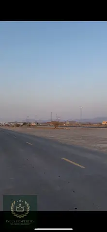 INVESTMENT DEAL MAIN HIGHWAY COMMERICIAL BUILDING FOR SALE