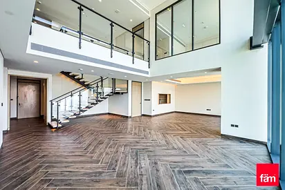 Exclusive | High Floor | Frame View | LargeLayout