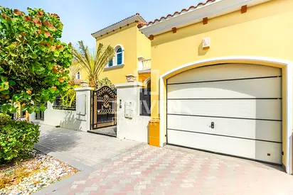 Upgraded Private Villa | Premium Location