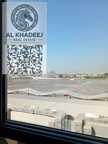 شقة واسعة للإيجار في موقع مميز جدًا بالجرف 2 مقابل سيتي سنتر عجمان قريبة من جميع الخدمات والمواصلات عائلات فقط